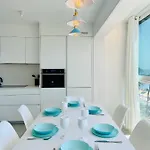 Seafront New Boutique Апартаменты