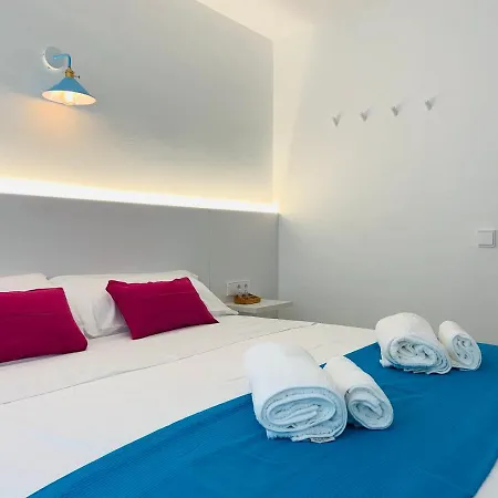 Seafront New Boutique * Lloret de Mar