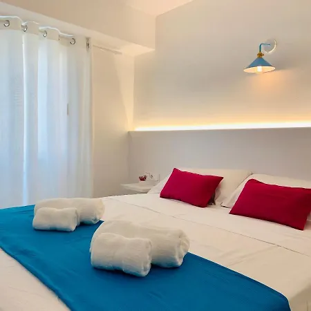 Seafront New Boutique *