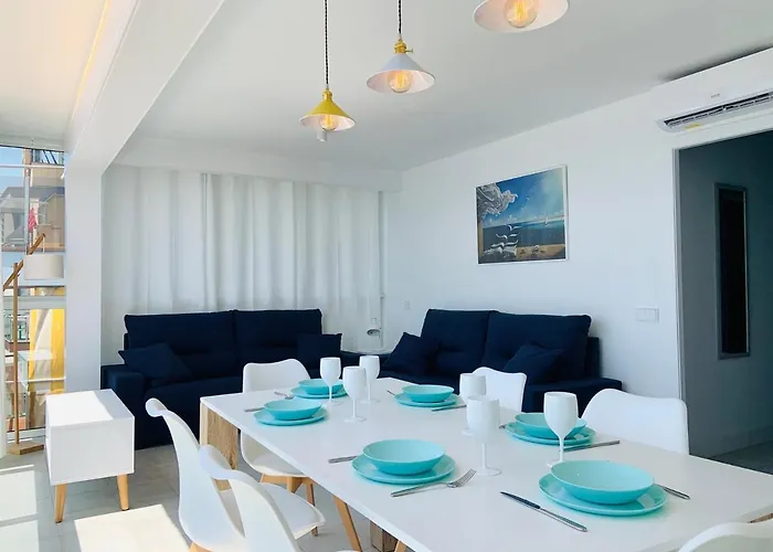 Seafront New Boutique *